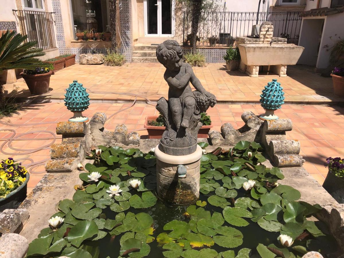 Bed and Breakfast Casale Rocca Fiorita Acate Екстер'єр фото